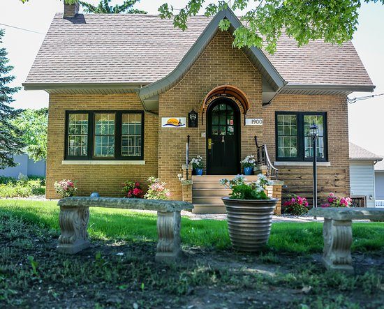 South Cliff Inn — Property