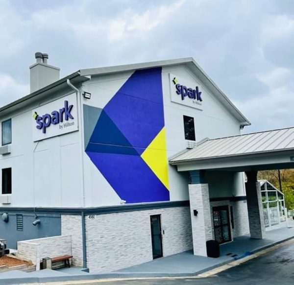 Spark By Hilton Atlanta Cumberland Ballpark — Property