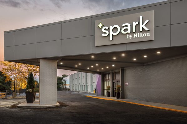 Spark by Hilton Louisville Airport — Property