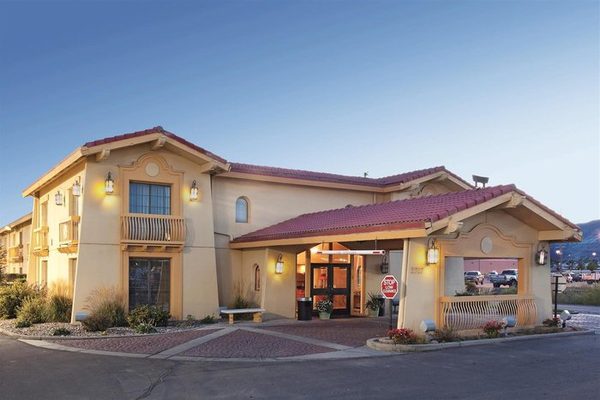 Spark by Hilton Rock Springs — Property