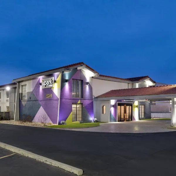 Spark by Hilton Rock Springs — Property