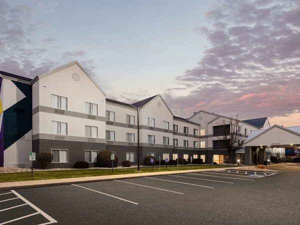 Spark By Hilton Salt Lake City Airport — Property