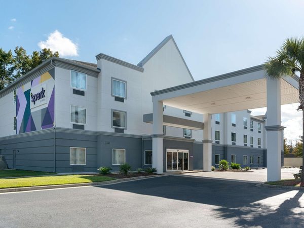 Spark By Hilton Savannah Midtown — Property