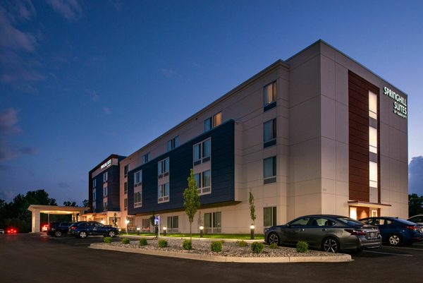 Springhill Suites by Marriott Elizabethtown — Property