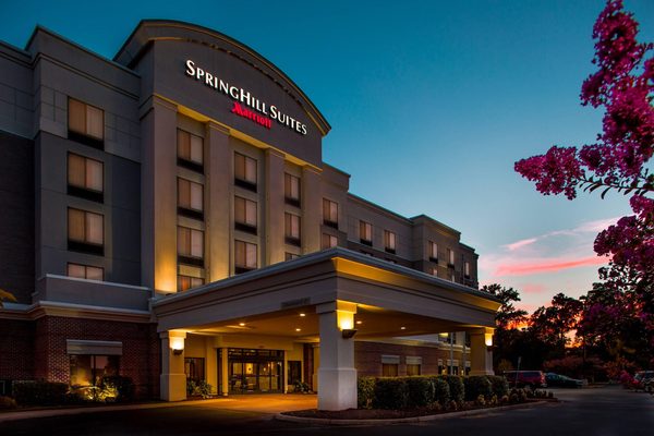 SpringHill Suites by Marriott Hampton — Property