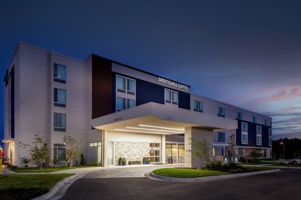 SpringHill Suites by Marriott Kansas City Airport — Property