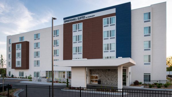 SpringHill Suites by Marriott Kansas City Airport — Property
