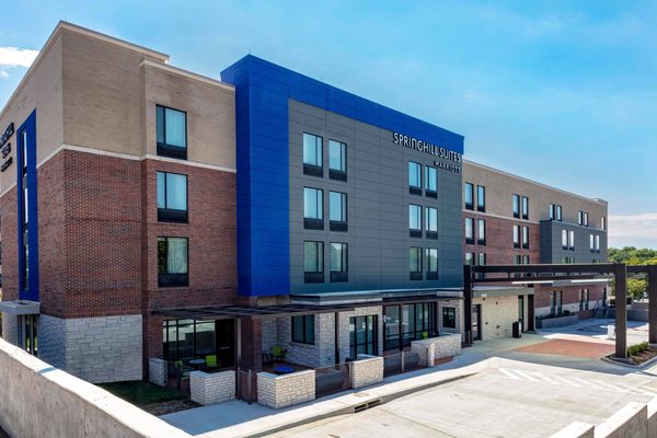 SpringHill Suites by Marriott Kansas City Plaza — Property
