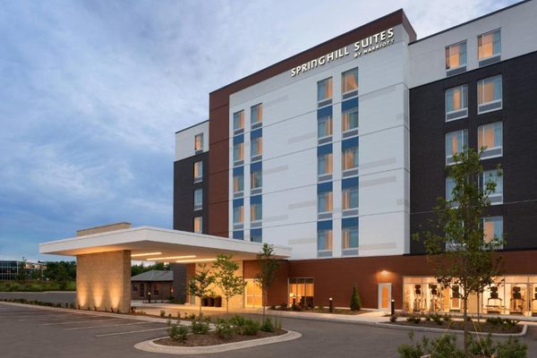 Springhill Suites Milwaukee West Wauwatosa — Property