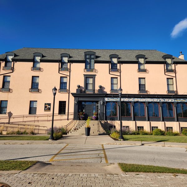 St Brendan s Inn — Property