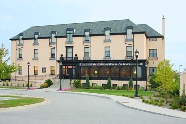 St Brendan s Inn — Property