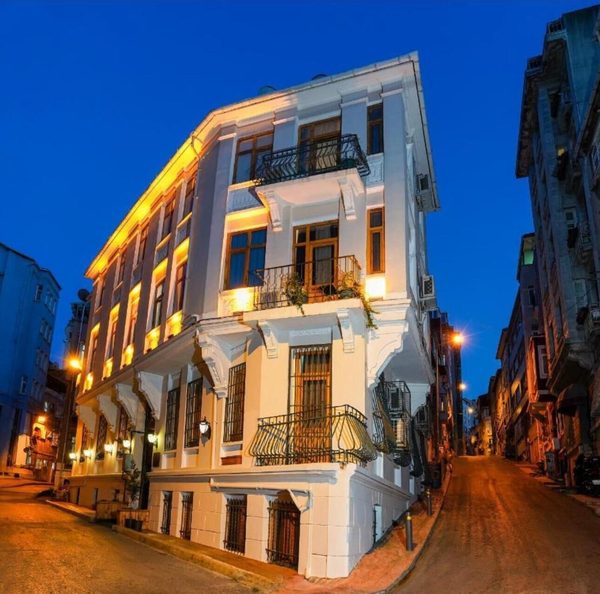 St Moscow Taksi m By Emmy Istanbul — Property
