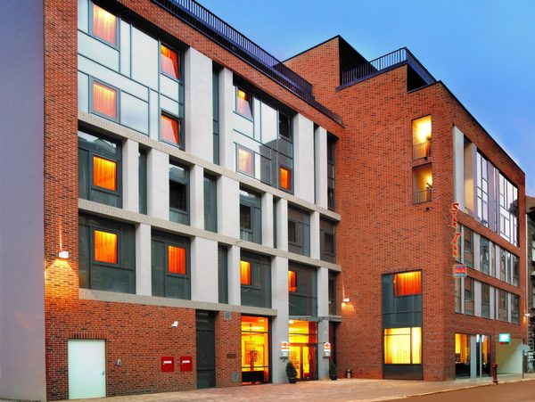 Star Inn Hotel — Property