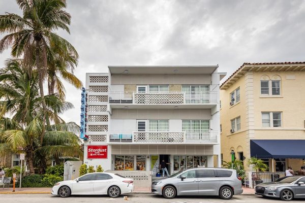 Stardust Apartments Miami Beach Florida — Property