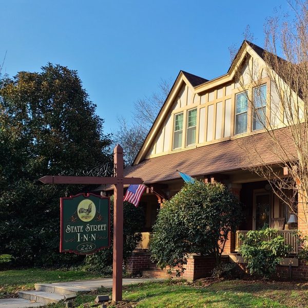 State Street Inn — Property