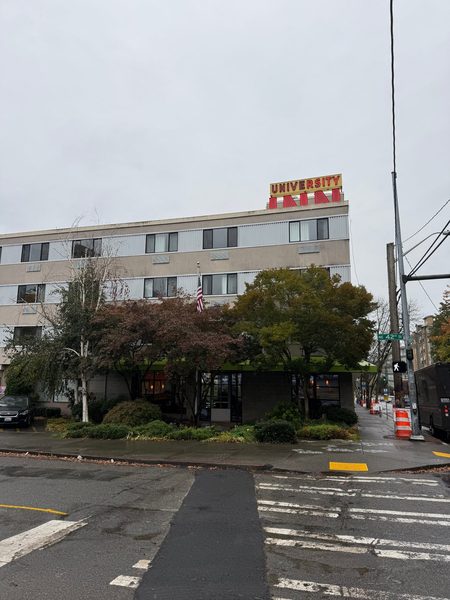 Staypineapple University Inn University District — Property