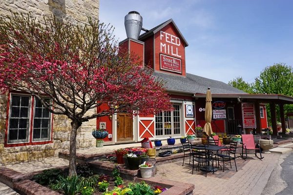 Stone Mill Hotel Suites Lanesboro Minnesota — Property