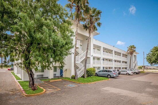 Studio 6 Corpus Christi TX North — Property