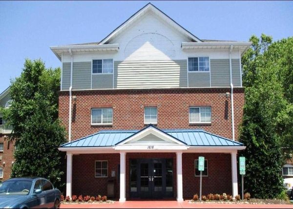 Studio 6 Extended Stay Hampton VA Langley AFB Area — Property