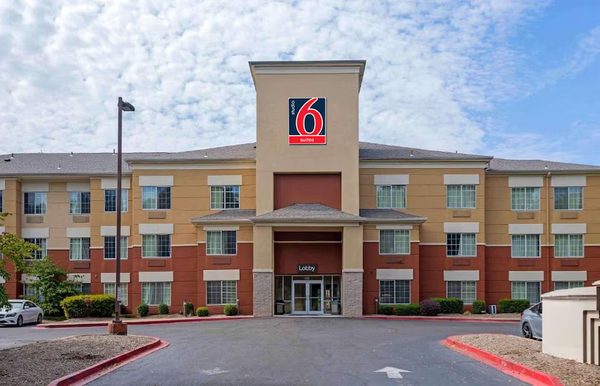 Studio 6 Extended Stay Memphis Airport TN — Property