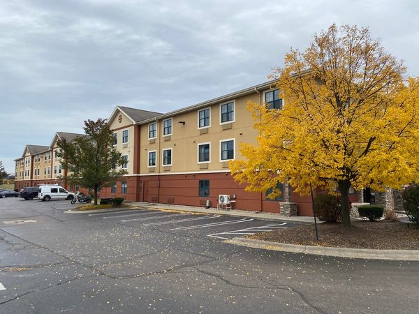 Suburban Studios Auburn Hills Detroit — Property