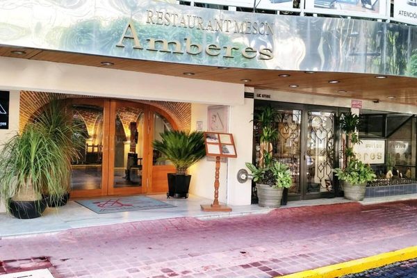 Suites Amberes — Property