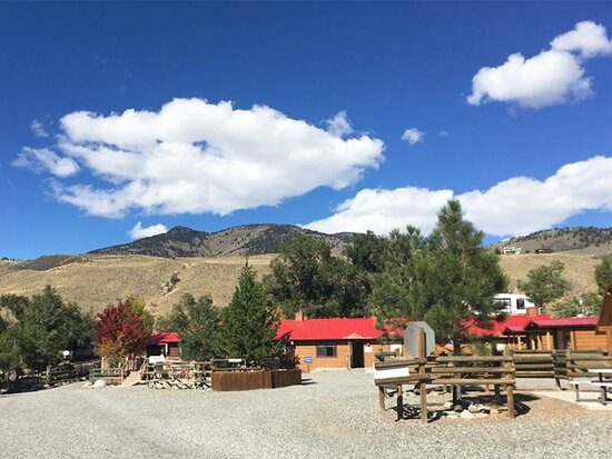 Sun Outdoors Yellowstone North — Property