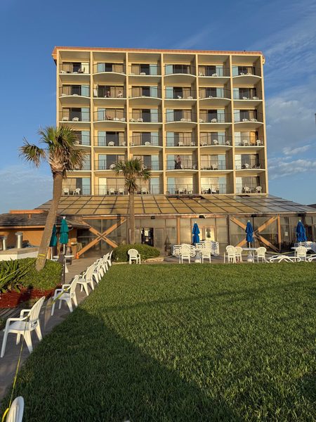 Sun Viking Lodge — Property