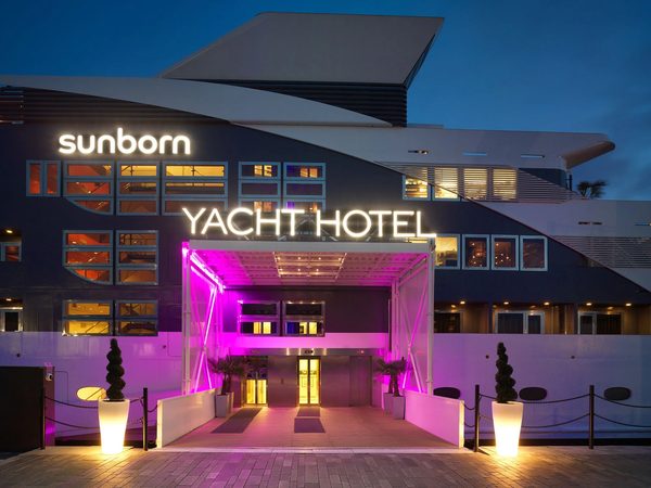 Sunborn London — Property