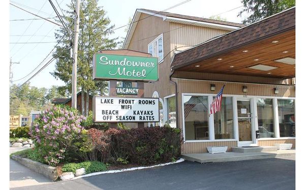 Sundowner Motel — Property