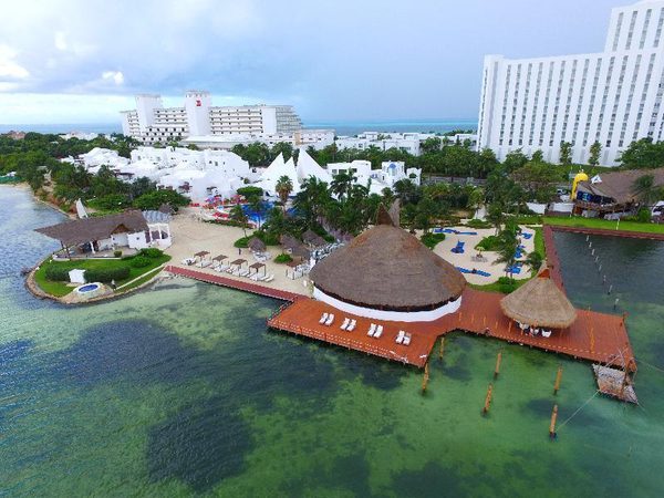 Sunset Marina Resort Yacht Club — Property