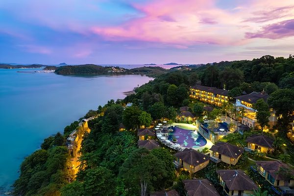 Supalai Scenic Bay Resort Spa Phuket — Property