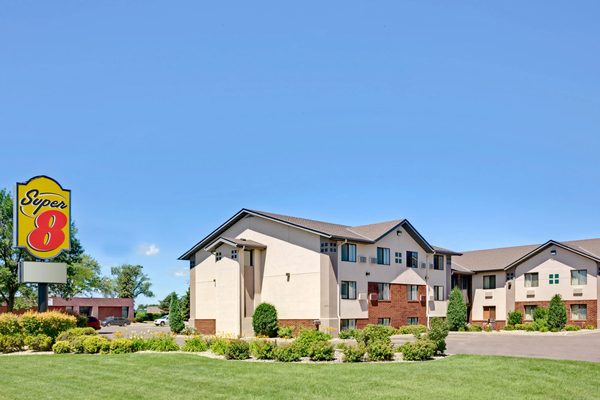 Super 8 by Wyndham Aberdeen East — Property