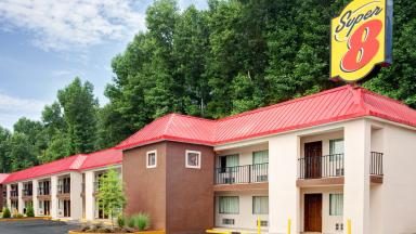 Super 8 by Wyndham Atlanta Jonesboro Road — Property