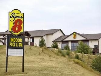Super 8 By Wyndham Chamberlain Sd — Property