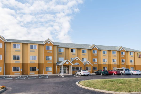 Super 8 By Wyndham Columbus — Property