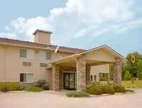 Super 8 by Wyndham Cresco IA Cresco Iowa — Property