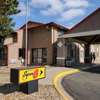 Super 8 by Wyndham Denver Stapleton — Property