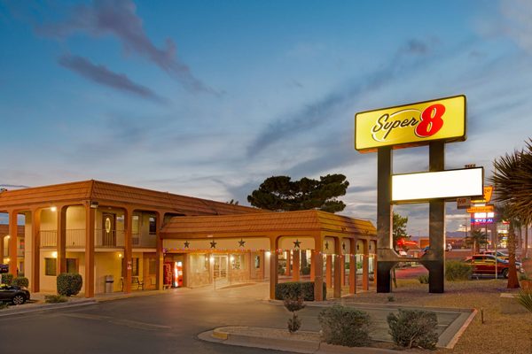 Super 8 by Wyndham El Paso Airport — Property