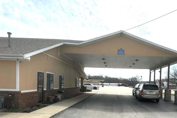 Super 8 By Wyndham Fort Scott Fort Scott Kansas — Property
