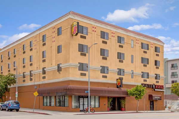 Super 8 by Wyndham Hollywood LA Area Los Angeles California — Property