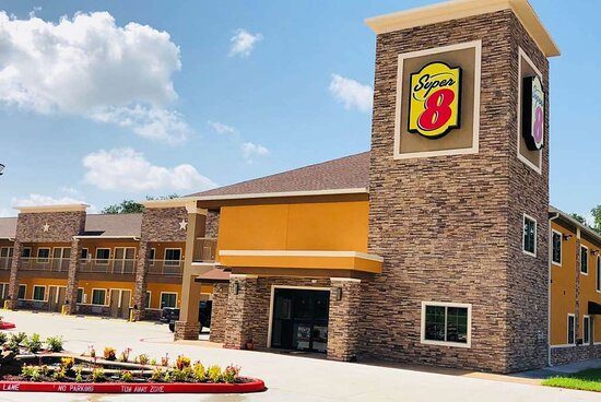 Super 8 by Wyndham Houston Northwest Cypress — Property