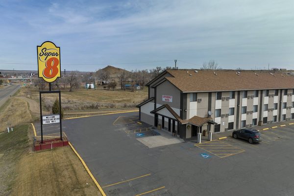 Super 8 by Wyndham Miles City — Property