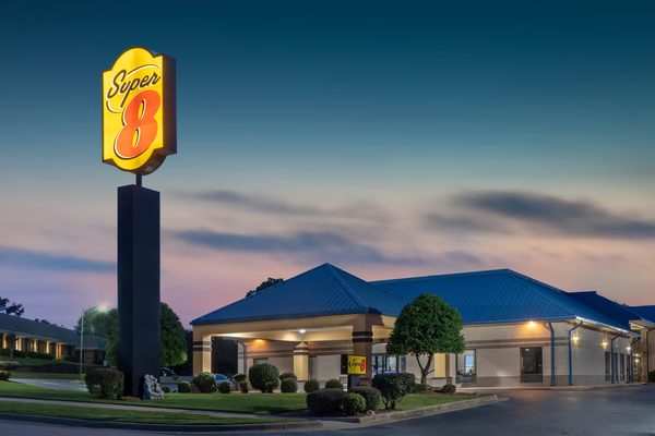 Super 8 by Wyndham North Little Rock McCain — Property