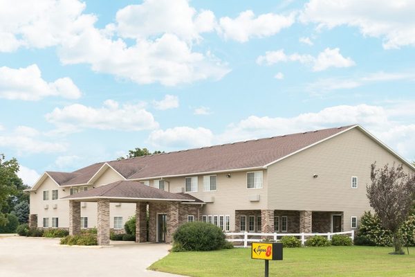 Super 8 by Wyndham Osceola IA Osceola Iowa — Property