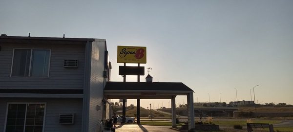 Super 8 by Wyndham Rapid City — Property