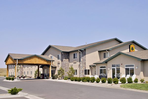 Super 8 by Wyndham Wheatland Wyoming — Property