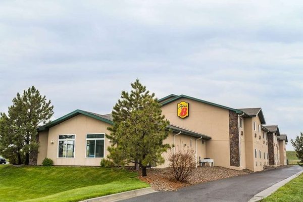 Super 8 by Wyndham Wheatland Wyoming — Property