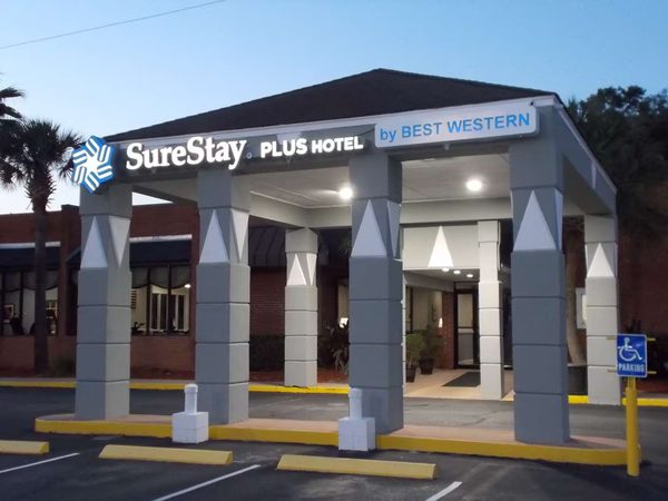 Sure Stay Plus By Best Western St Marys St Marys Georgia — Property