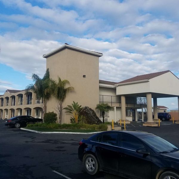 SureStay By Best Western Hollister — Property